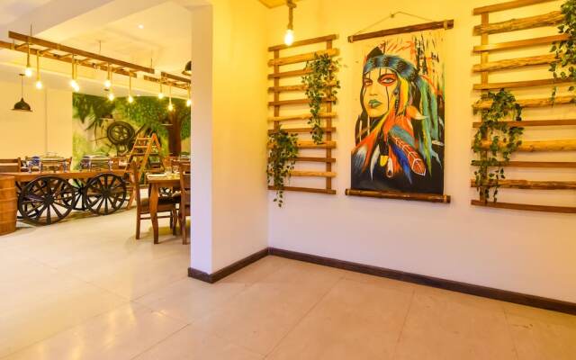 Jungle Lodge Resort