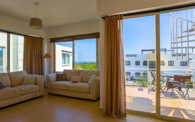 Apartment - penthouse 200 meters from the beach