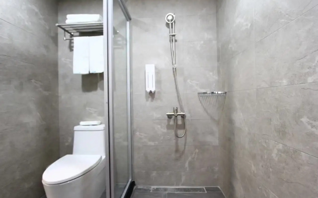 Apause Hotel