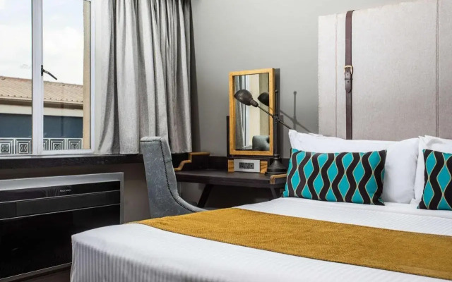 Southern Sun Ridgeway