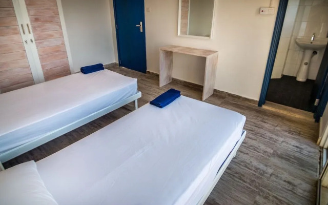 Island Hostels