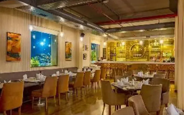 Hotel Luxe Opera NH8 – 7km from IGI Airport Delhi