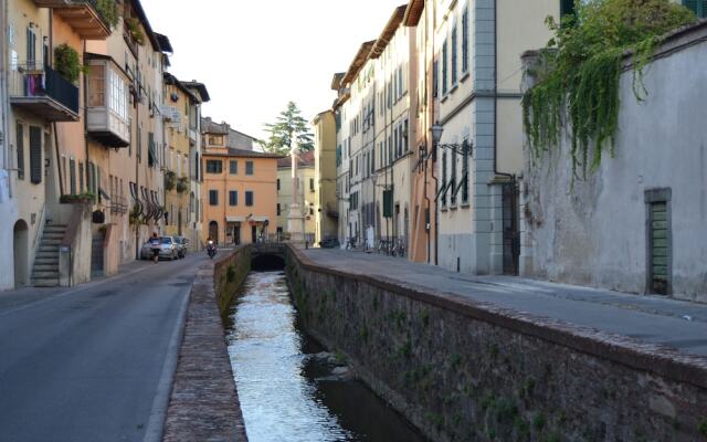 Domus.36 - Citta' Di Lucca
