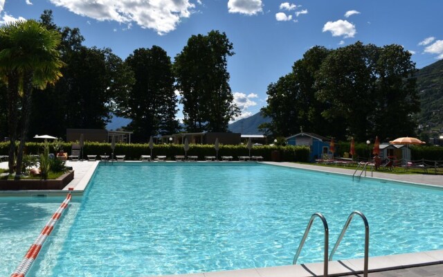 Bungalow Isola Premium Gudo