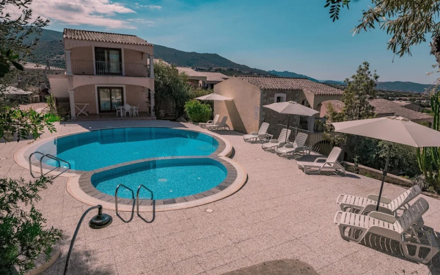 The Fantastic Residenza Badus Studio Sleeps 2 Num0828