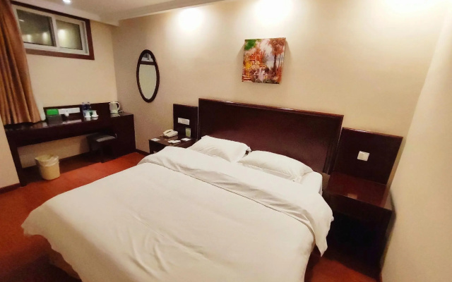 GreenTree Inn Hefei Railway Station Metro Station Zhanqian Road Square Express Hotel – Guest Rooms – Hefei