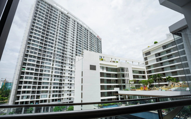 Midtown by Saigon