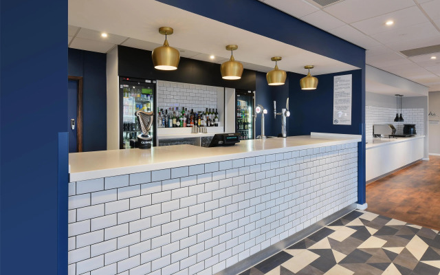 Travelodge Woking Central
