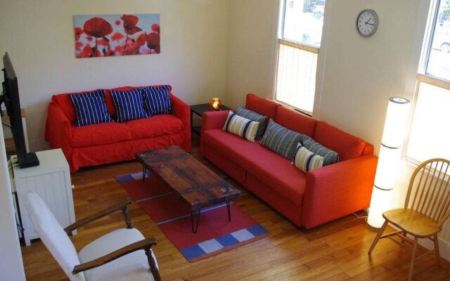 Berkeley XXL Delux Supreme House