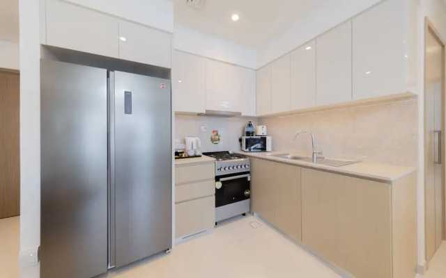 DXB - Burj Royale- 4401 - DT