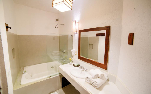Maitei Hotel