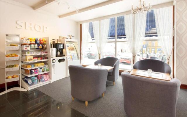 Home Hotel Grimstad