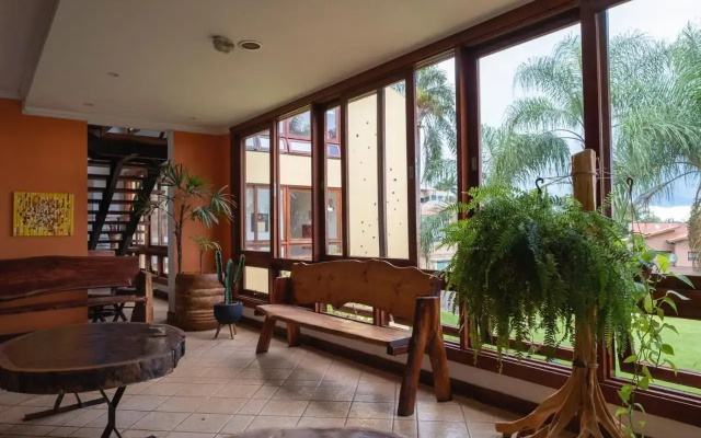 Hotel Vila das Palmeiras