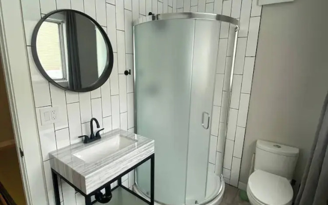 Newly Renovated 1br1ba With Asian Style