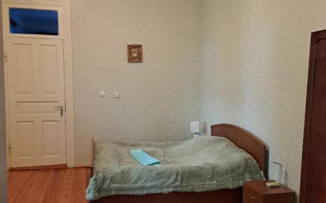 Nika house