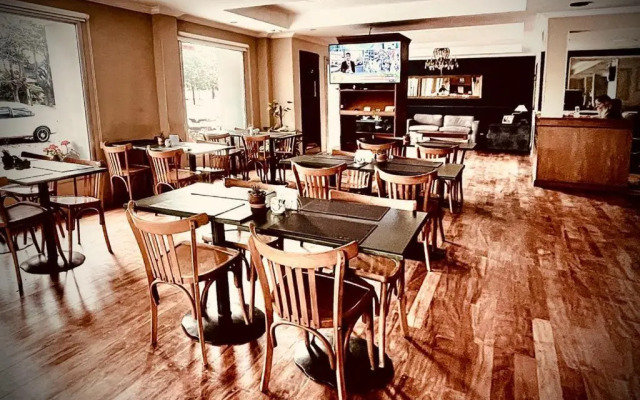 Hotel Colon Junin