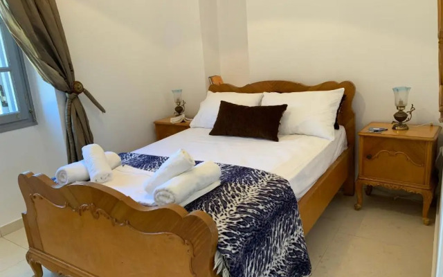 Attik residence