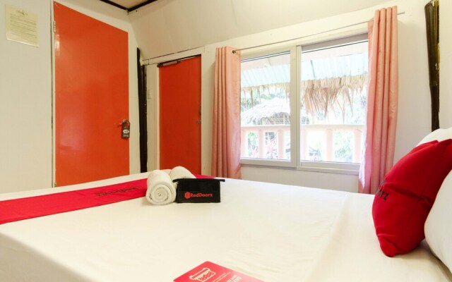 Augusta Apartment by RedDoorz