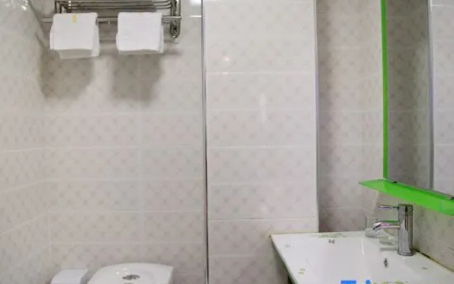 Zhiqingchun Apartment Hotel