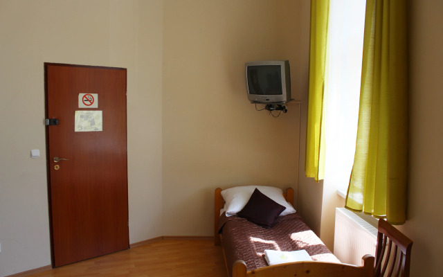 Station Aparthotel