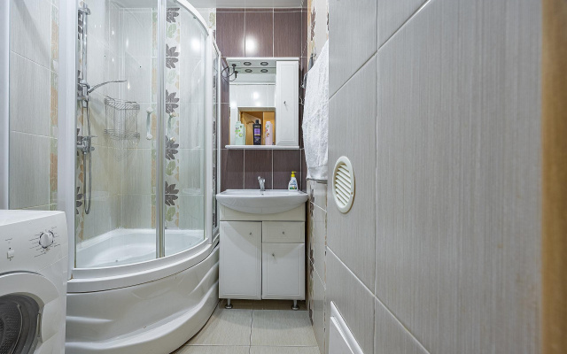 Top House на Ошарской 98