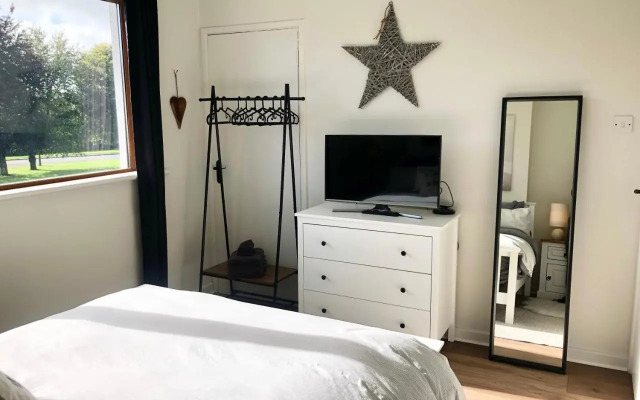 Charming, Modern Masonette in Heart of Fermoy River Town