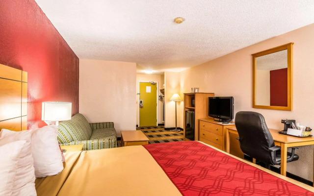 Americinn Topeka