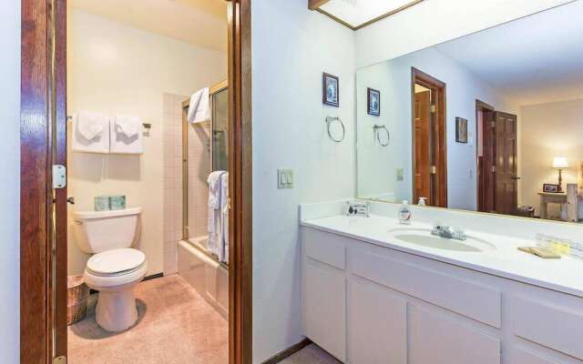 Winterset #18 - Shared Pool & Near Skiing!