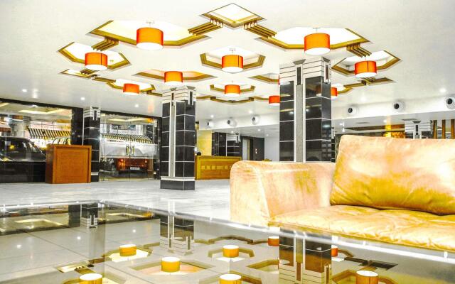Hotel Subash International