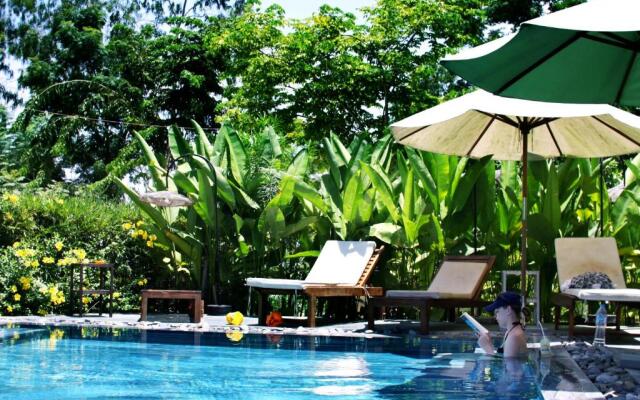 Serene Riverside Hotel Hoi An