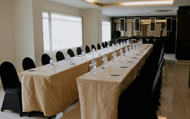 Padjadjaran Suites Hotel & Conference