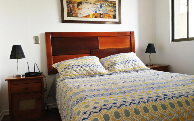 Santiago Town Suites