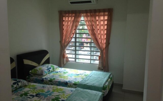 Ipoh Discovery Holiday House