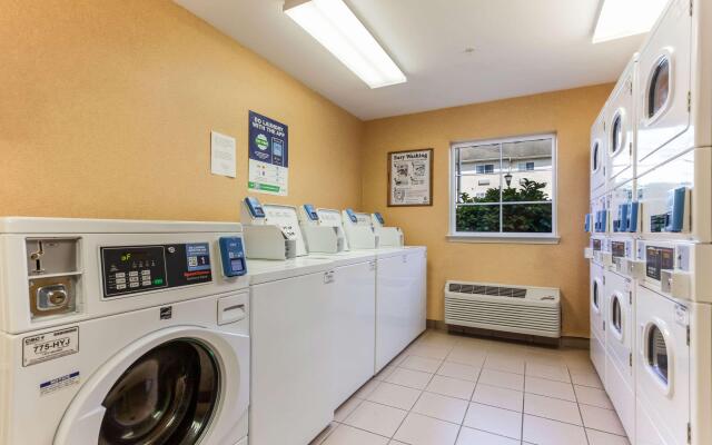 Suburban Extended Stay Hotel North - Ashley Phosphate