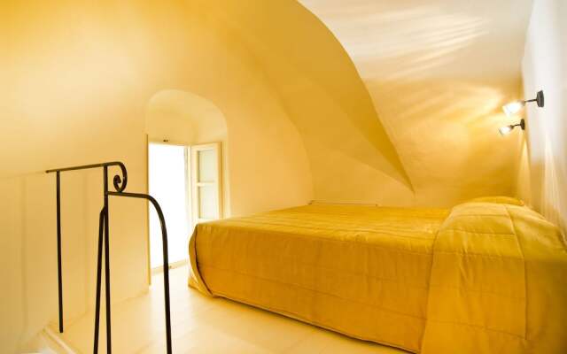 Enigma Apartments and Suites