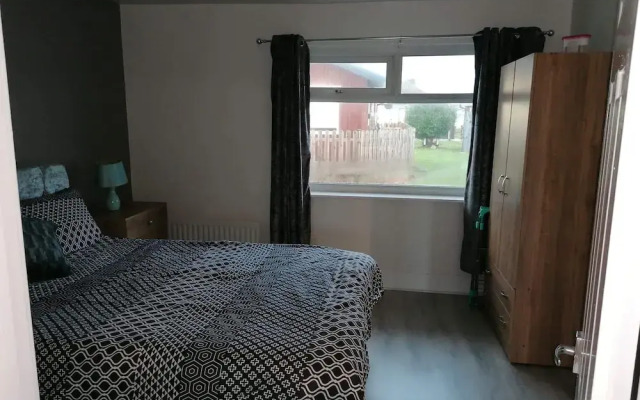 Sea View Retreat - Free Wifi