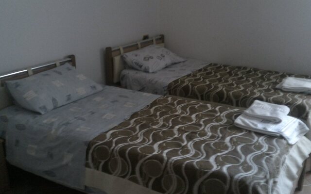 Dashamir Hotel