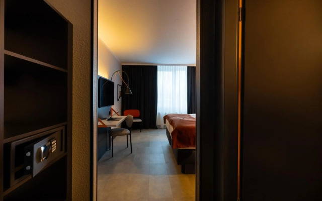 Holiday Inn - The Niu, Blade Solingen