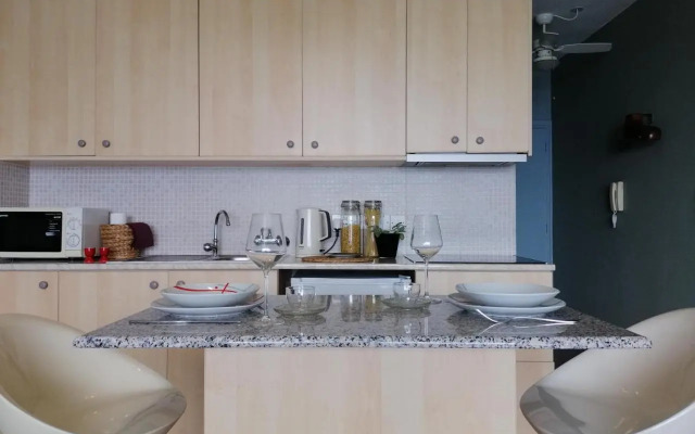 A City-center Seaview Penthouse at Oceanic