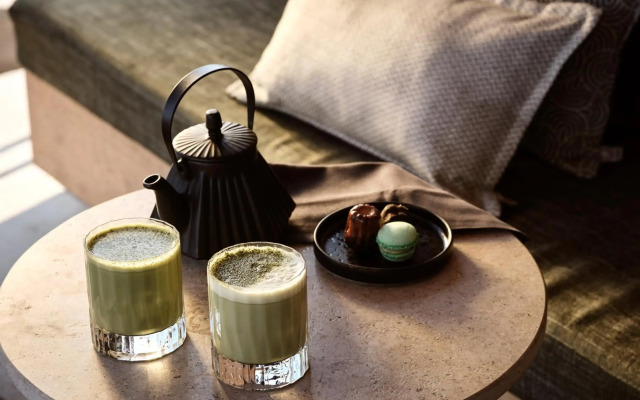 Acro Wellness Suites - Adults Only