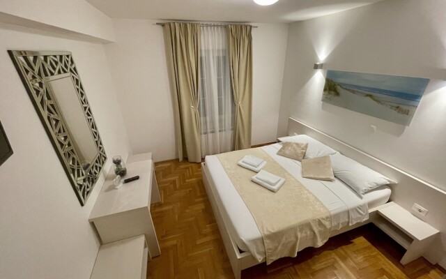 B&B L.D
