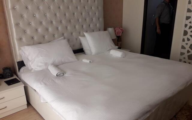 Eden Park Apart Hotel