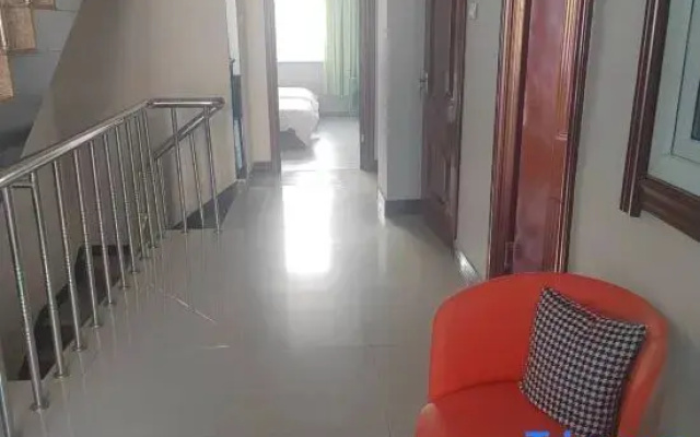 Yichun Prosperity Family Hotel