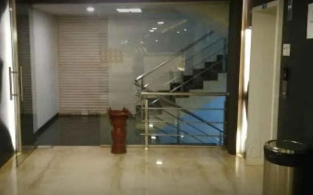 Hotel Swarnaa Paradise