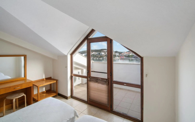 Fora Apart Hotel