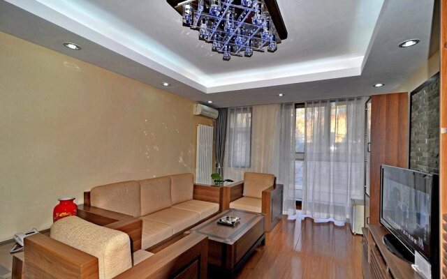 Happy Holiday Hotel