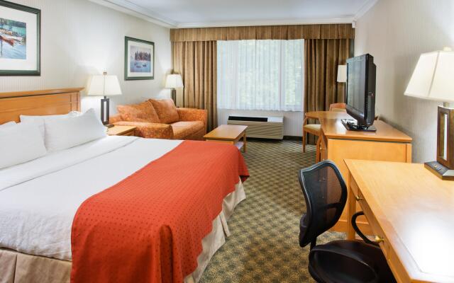 Holiday Inn Hotel & Suites North Vancouver by IHG