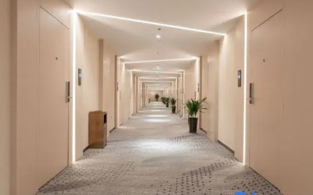 Lavande Hotel (Yuncheng Songjiang Martial Arts School)