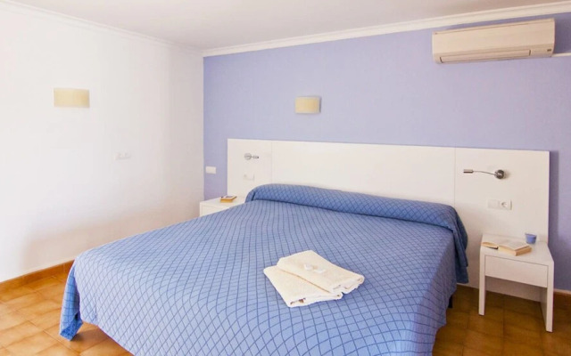 Apartamentos Cala Figuera