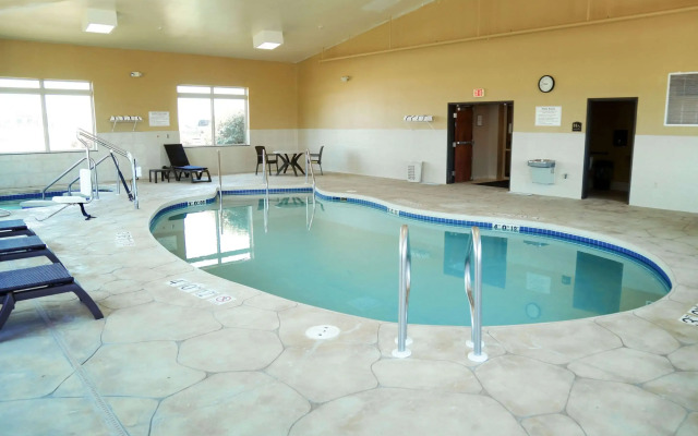 Comfort Inn & Suites